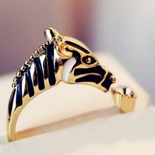 Niedlicher weiblicher Pferd offener verstellbarer Ring Goldfarbe Hochzeit Tierschmuck für Frauen