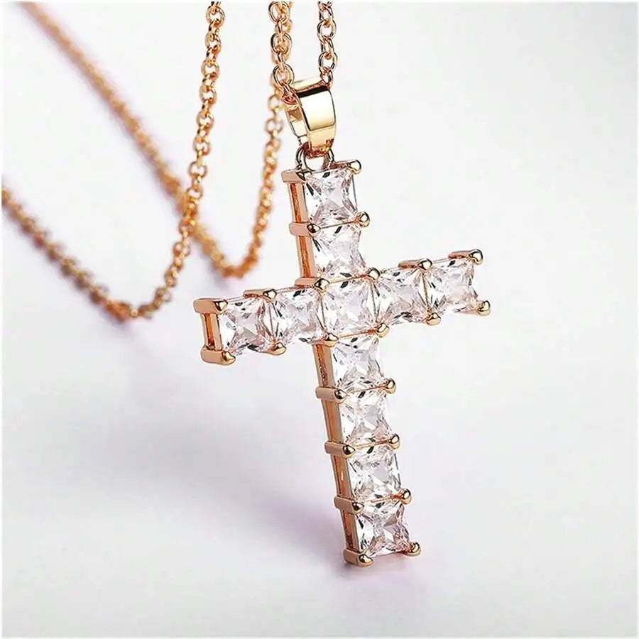 Neue Mode Halsketten Weibliche Anhänger Gold Multi Farbe Kristall Jesus Kreuz Anhänger Für Frauen Halskette Party Freizeit Schmuck