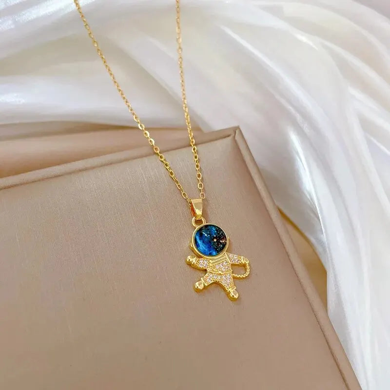 Licht Luxus Titan Stahl Stern Serie Halskette für Frauen Gold Farbe Planet Mond Astronaut Anhänger Halsketten Schmuck Geschenke