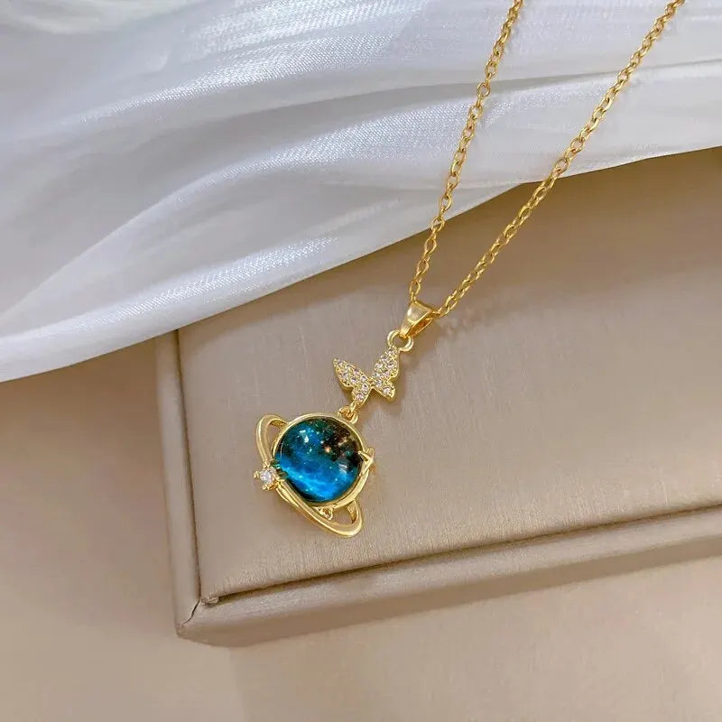 Licht Luxus Titan Stahl Stern Serie Halskette für Frauen Gold Farbe Planet Mond Astronaut Anhänger Halsketten Schmuck Geschenke
